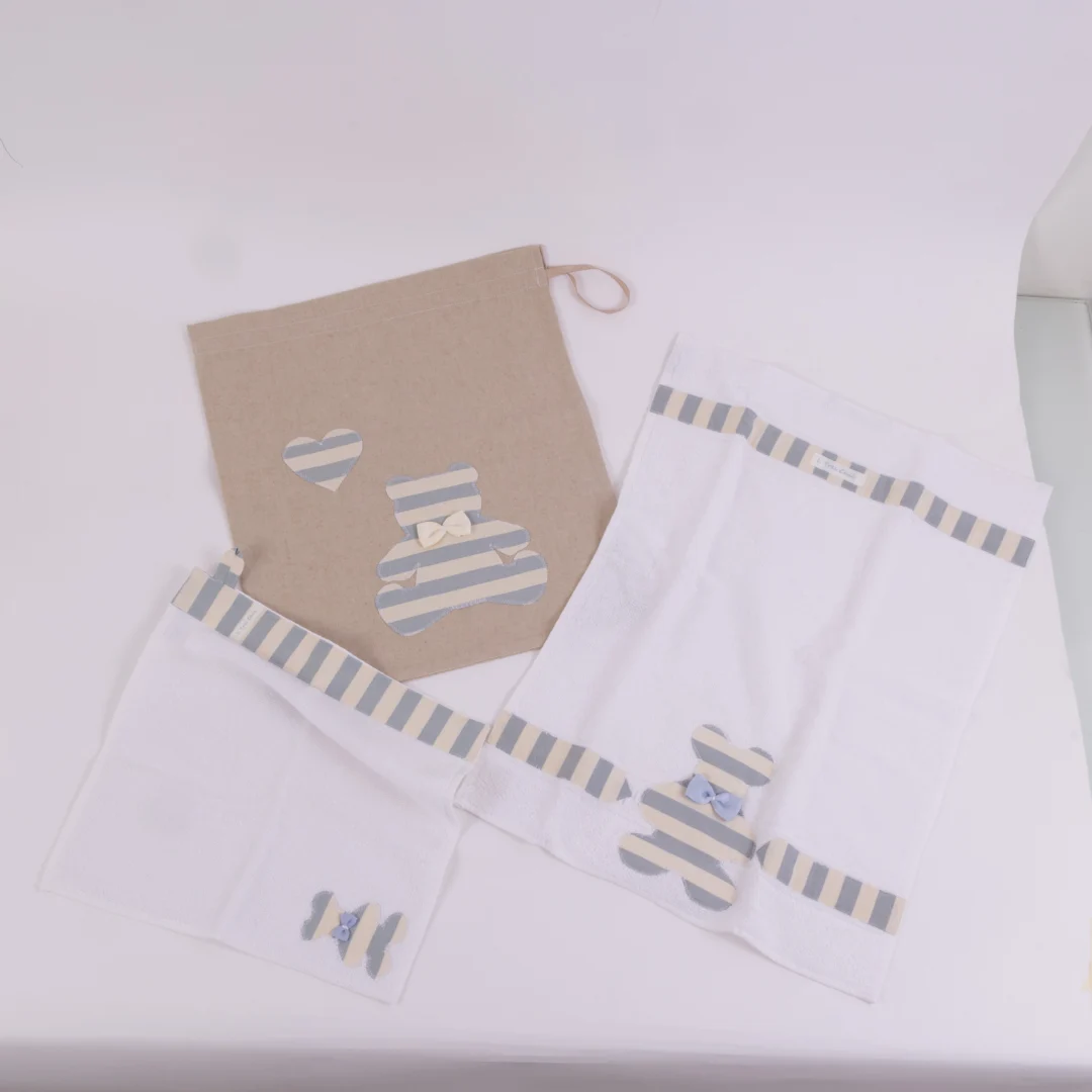 Set asilo bimbo righe provenza Set asilo bimbo righe provenza