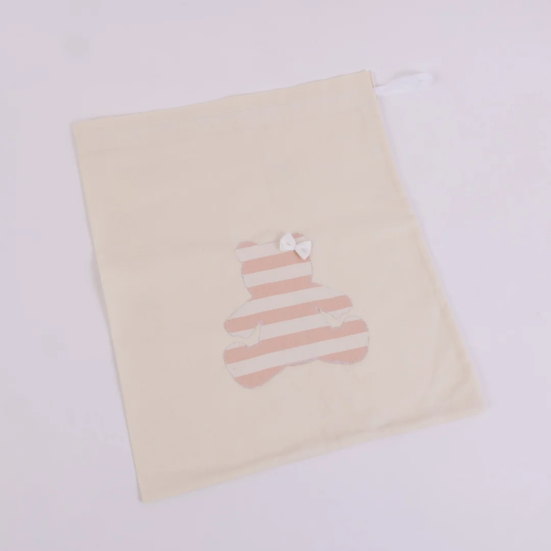 Sacchetto Portabiancheria panna con orso a righe rosa Sacchetto Portabiancheria panna con orso a righe rosa