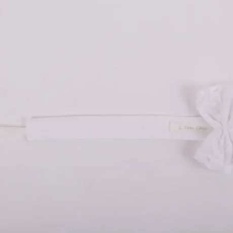 Catenella Portaciuccio bianca per battesimo con fiocco di pizzo