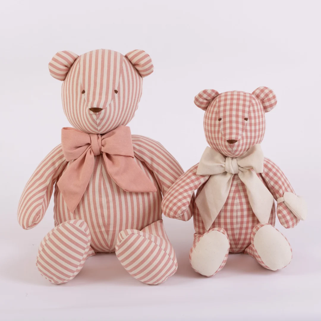 Orso quadretti piccoli rosa 3D Orso quadretti piccoli rosa 3D - immagine 2