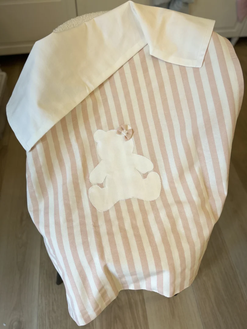 Copertina duble-face panna e rosa a righe Copertina duble-face panna e rosa a righe - immagine 2