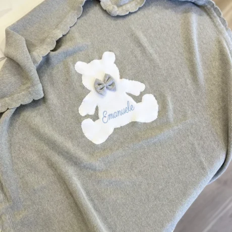 Copertina di filo di cotone orsetto bianco con nome