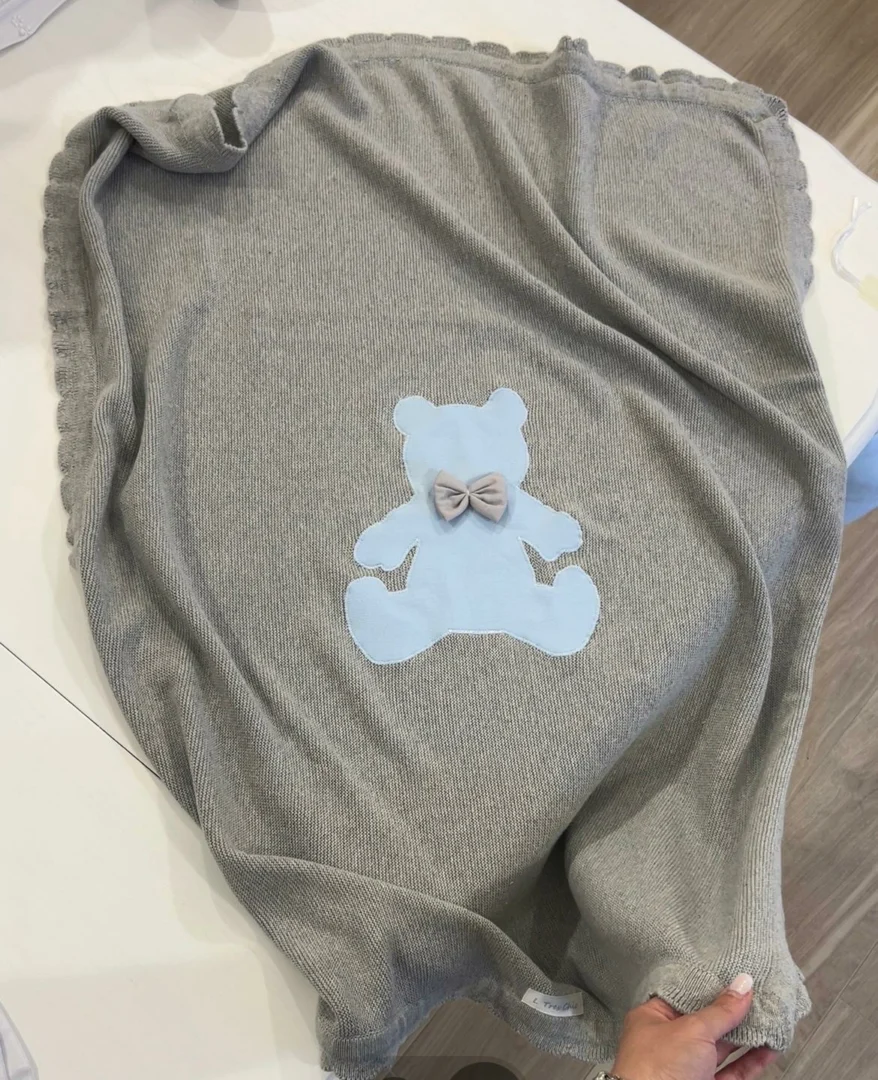 Copertina di filo di cotone orsetto celeste Copertina di filo di cotone orsetto celeste - immagine 2