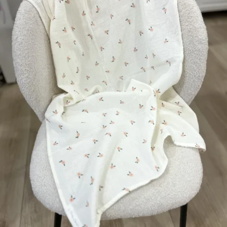 Copertina mussola fiori ricamati